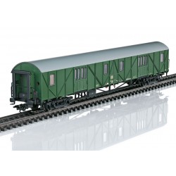 MAR43992