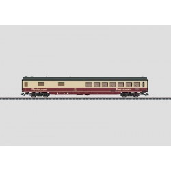MAR43871