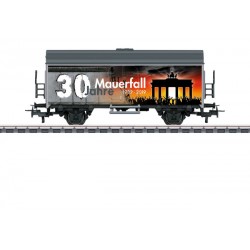 MAR44300